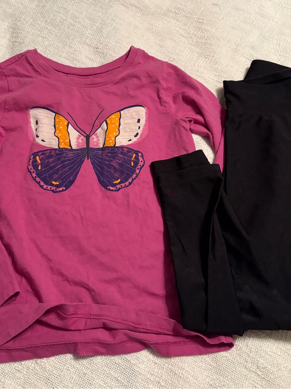 Tea Collection Girl’s Butterfly Long-Sleeve Tee with shiny leggings size 6